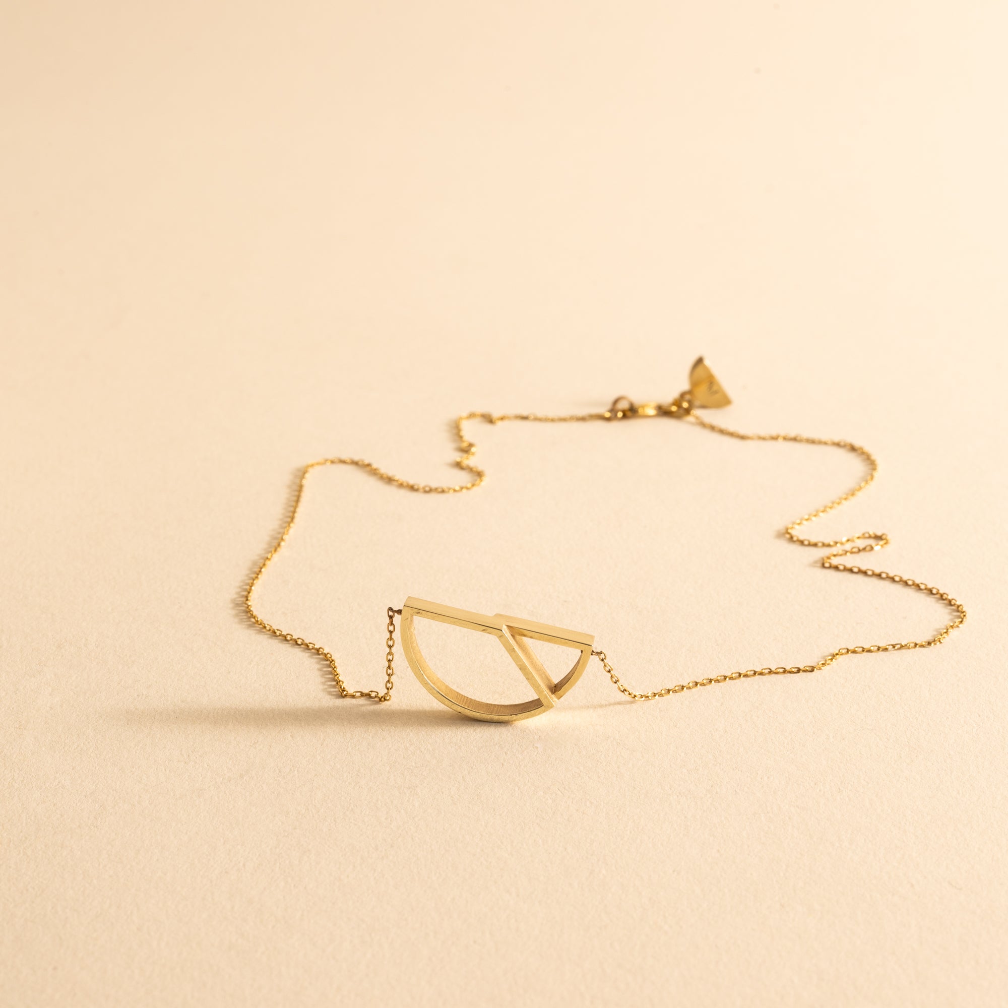 Miniature Úna Necklace