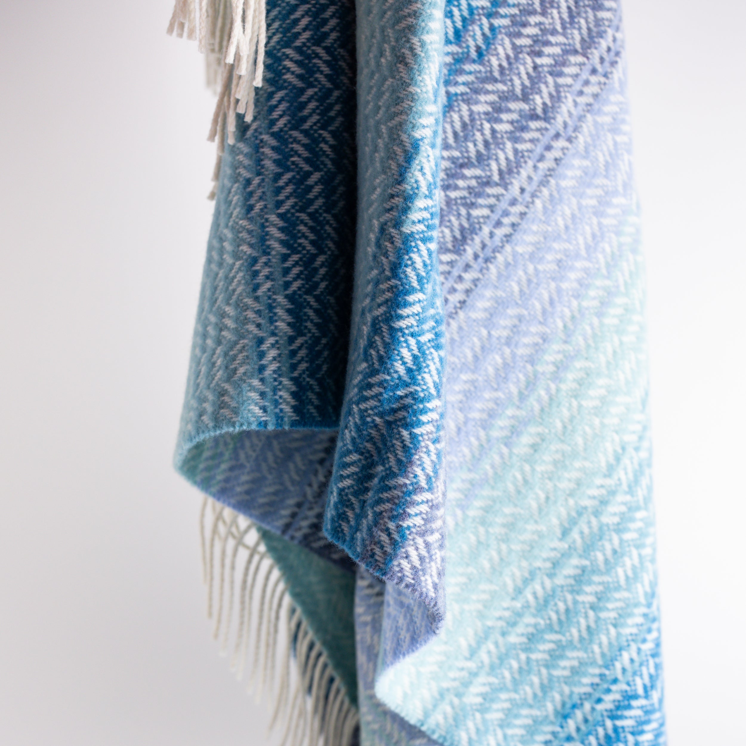 Aqua Gradient Throw