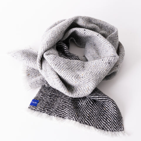Regular light twill scarf