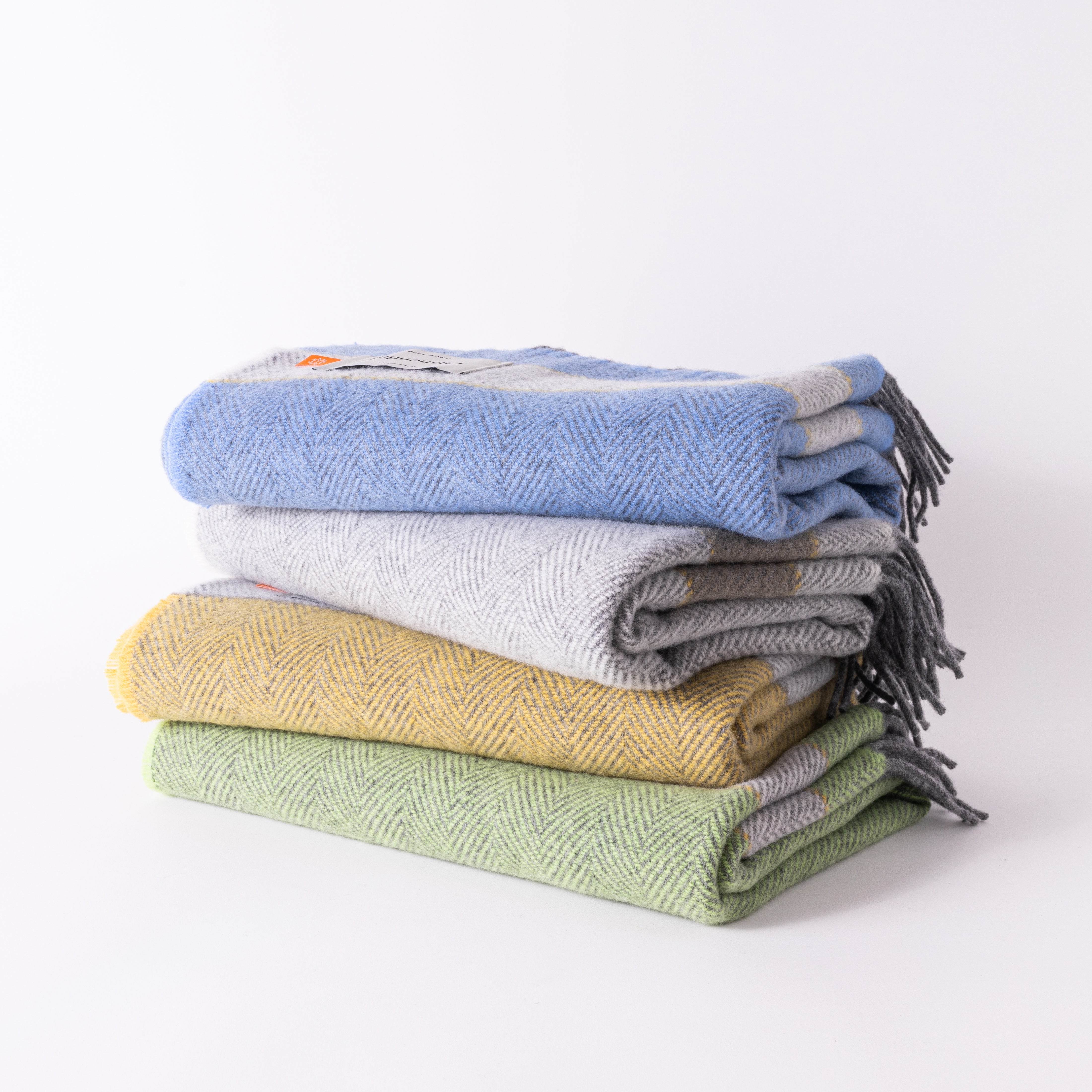 Scadán Wool Throw