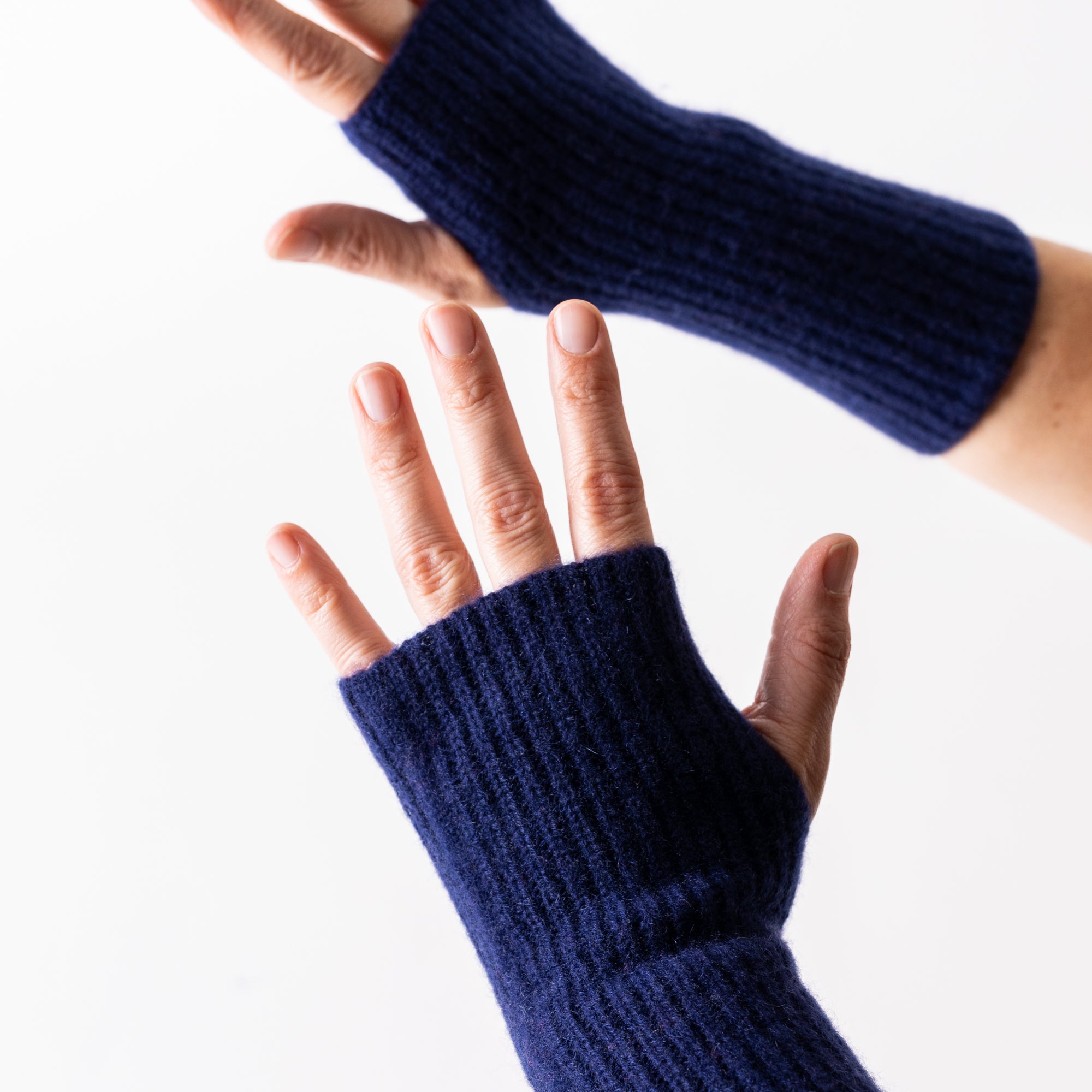 100% Cashmere Handwarmers