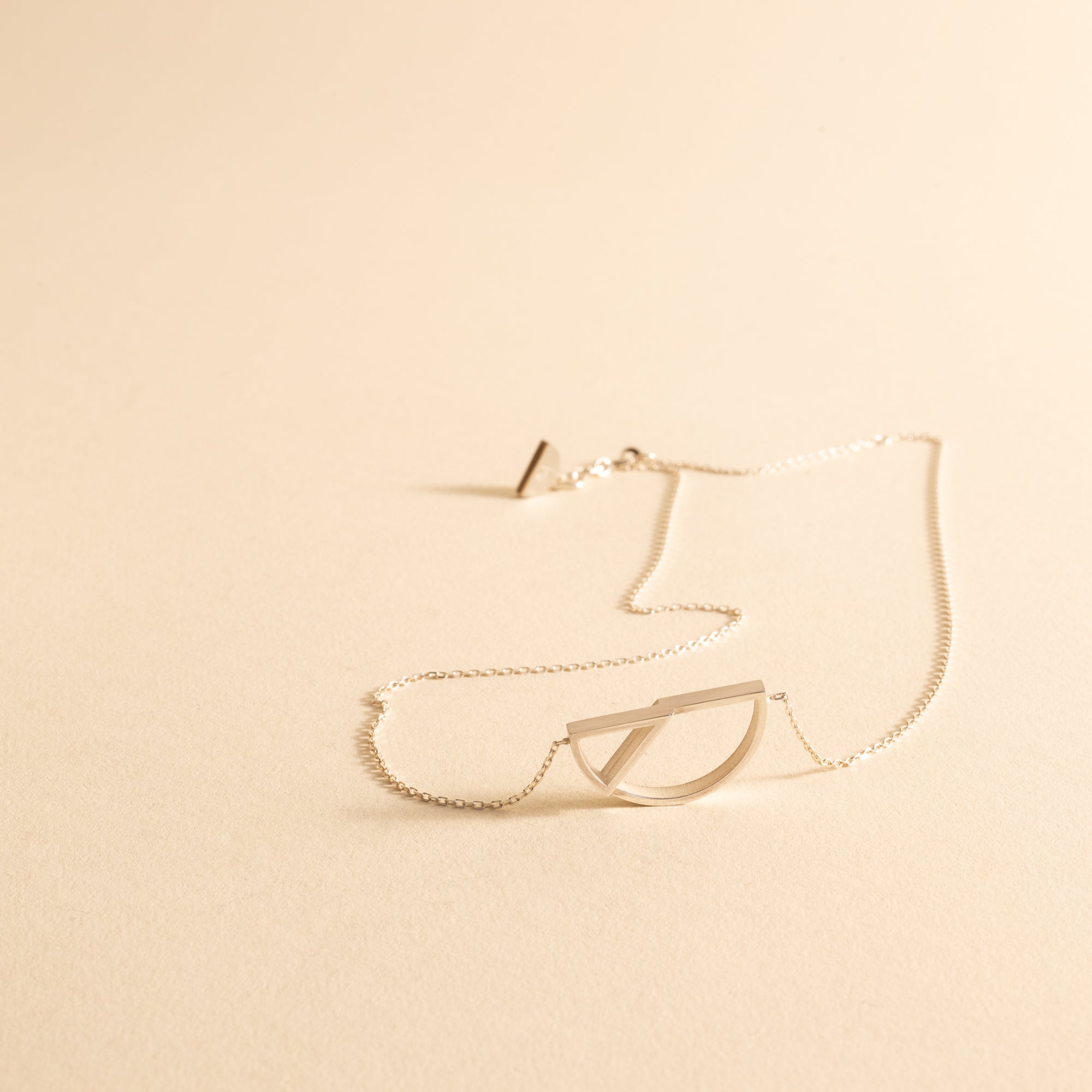 Miniature Úna Necklace