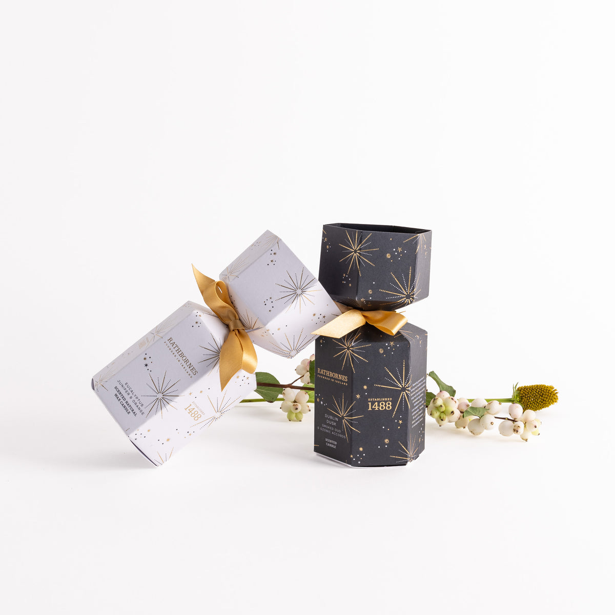Festive Cracker Candle