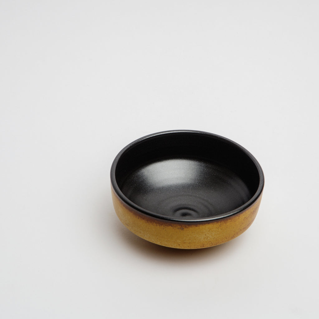 Black and Sand Angle bowl data-zoom=